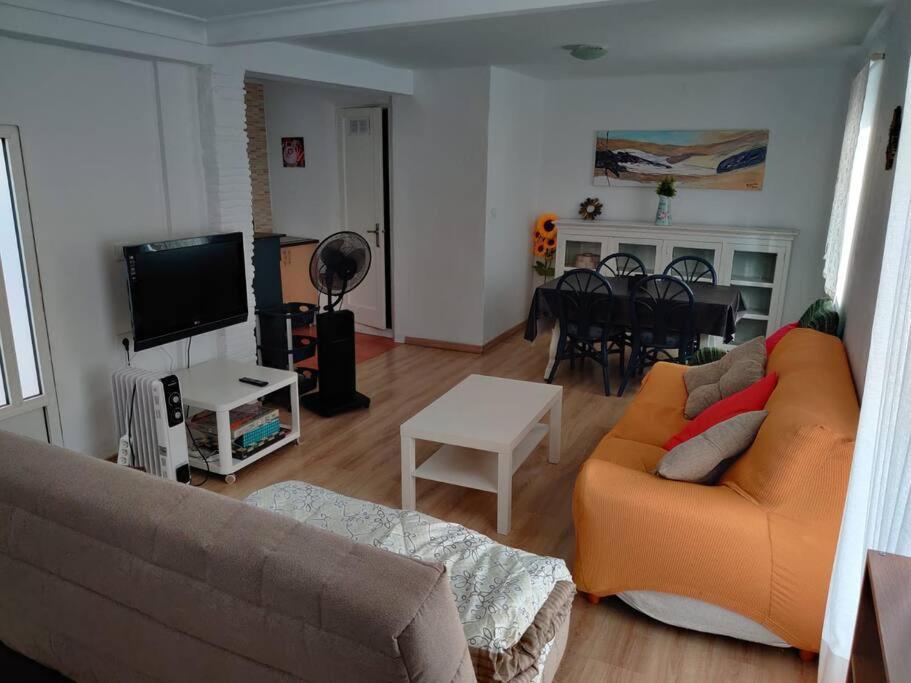 Appartement Beautiful Centric Townhouse à Dénia Extérieur photo