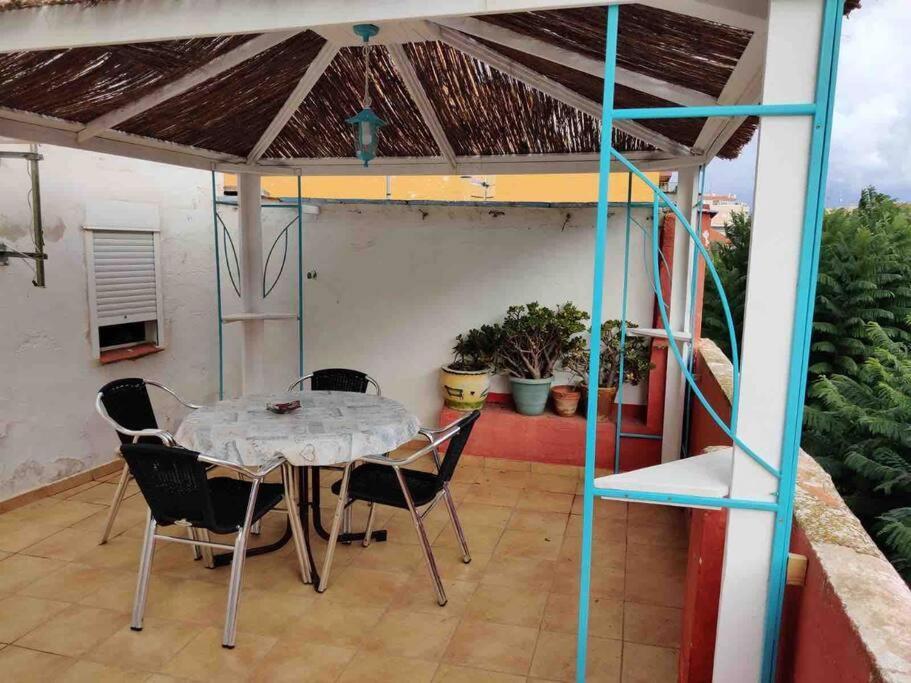 Appartement Beautiful Centric Townhouse à Dénia Extérieur photo